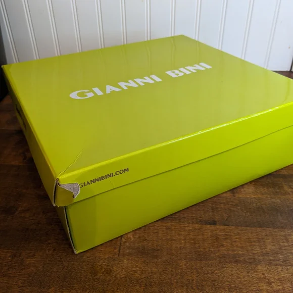 Gianni Bini Black Lace-Up Heels Size 10 - Picture 8 of 8